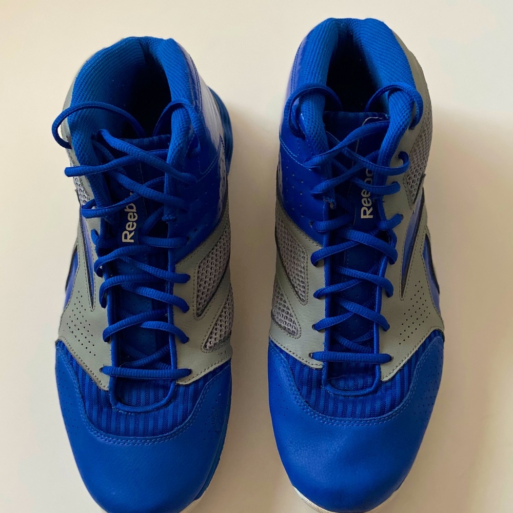 Reebox athletic blue and white sneakers